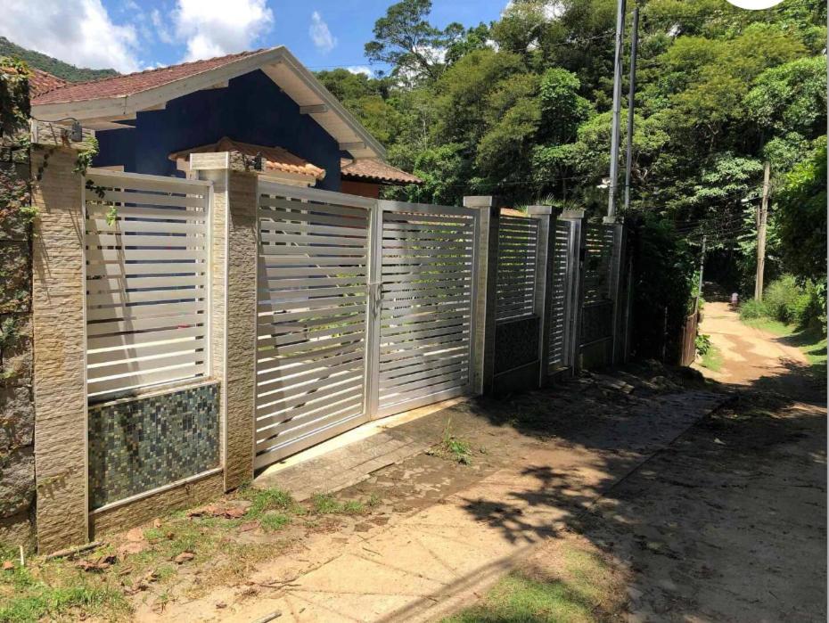 Suite Zyaarat - Conforto E Cultura Em Sao Pedro Da Serra Nova Friburgo Eksteriør bilde